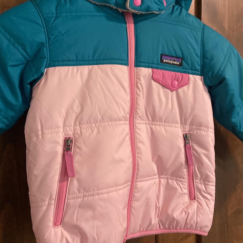 Patagonia Teal & Light Pink Kids Puffer Jacket, 4T. Gently Used Condition. - Picture 2 of 12